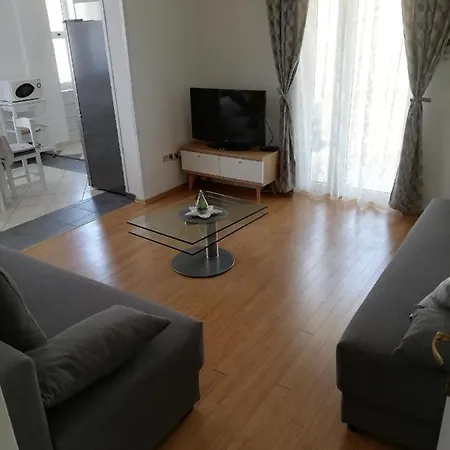 Apartment By The Sea Grebastica, Sibenik - 9695 *