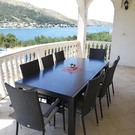 Apartment By The Sea Grebastica, Sibenik - 9695 *